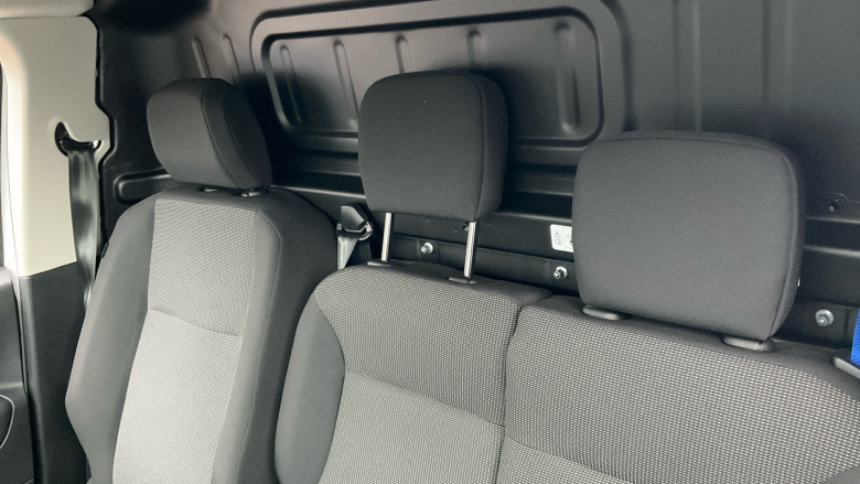 Peugeot Partner E-Standard 100kW 52kWh Asphalt Van Auto